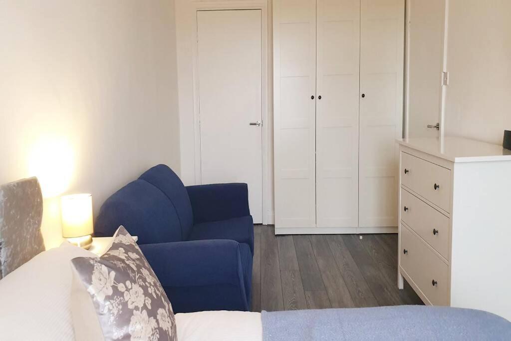 Plas Darien-3 Bed Apt- Sea Views - Sleeps 5 Трирддур Экстерьер фото